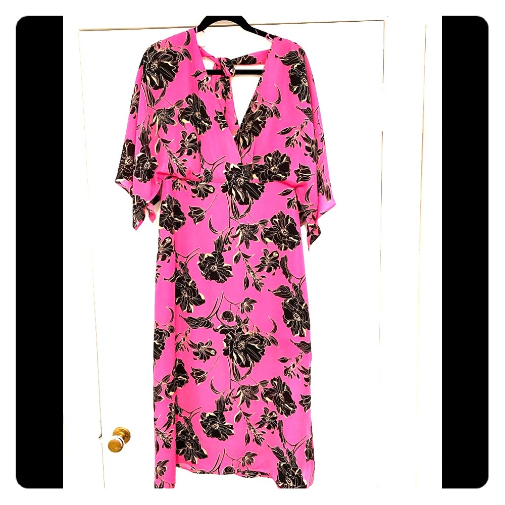 (New) Pink/ black/ white floral dress